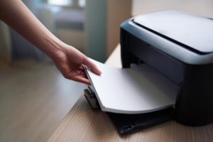 Nguyên nhân máy in không nhận giấy và cách khắc phục