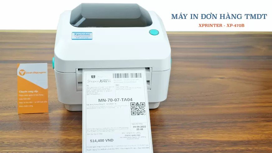 Máy in tem ly trà sữa Xprinter XP 350B đang hoạt động