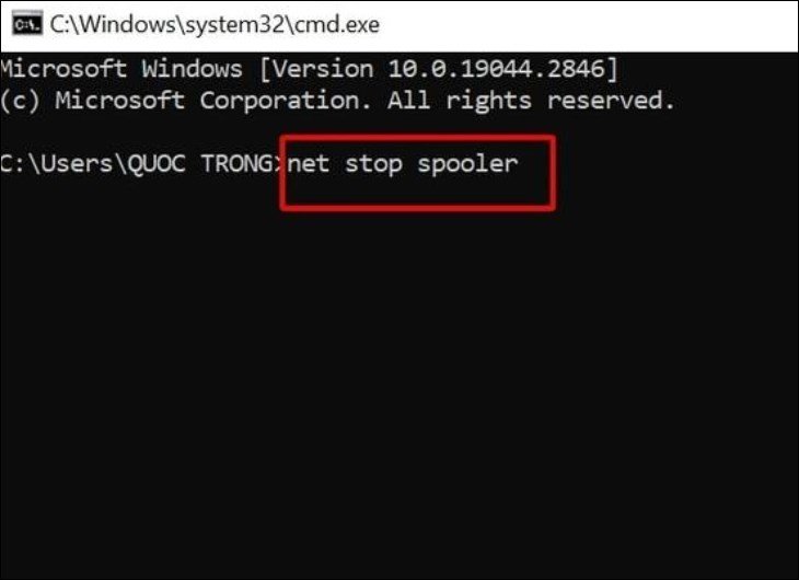 Gõ lệnh net stop spooler trong CMD để dừng dịch vụ in nhanh chóng