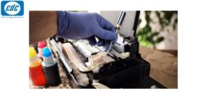 Hình ảnh minh họa máy in gặp sự cố bản in bị đen toàn bộ trang giấy