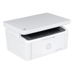 Hình ảnh máy in đa năng HP LaserJet Pro M28a màu trắng đặt trên bàn làm việc