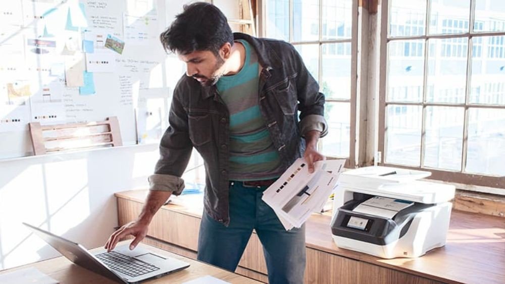 Lợi ích của việc chia sẻ máy in qua mạng LAN cho văn phòng và gia đình