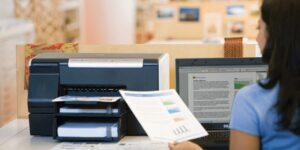 Giao diện cài đặt khi in file trên máy tính