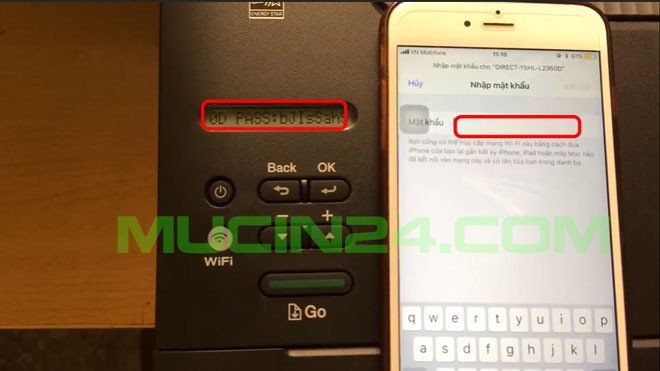 Điện thoại dò tìm và hiển thị mạng Wi-Fi Direct của máy in
