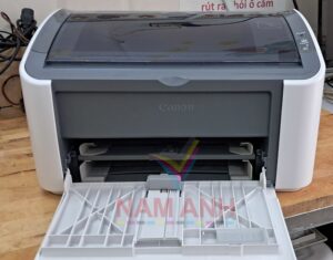 Hình ảnh máy in Canon LBP 2900 huyền thoại, lựa chọn phổ biến cho người dùng cá nhân và văn phòng nhỏ.