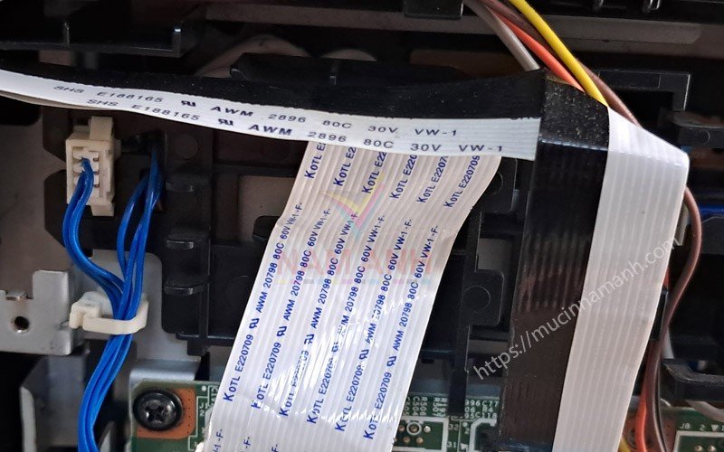 Kiểm tra dây cáp đèn scan máy in Canon MF