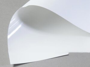 Các loại giấy phổ biến dùng để in phong bì
