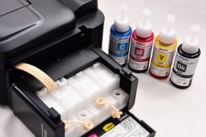 Thiết kế nhỏ gọn của máy in phun màu Epson L310 phù hợp nhiều không gian