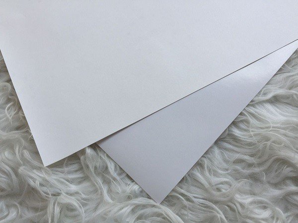 Chất liệu decal giấy Khami phù hợp cho nhiều dòng máy in tem nhãn