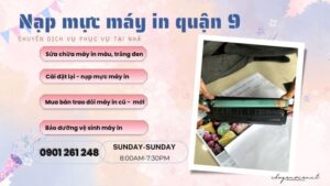 Kỹ thuật viên thực hiện nạp mực máy in tại văn phòng ở Quận 9