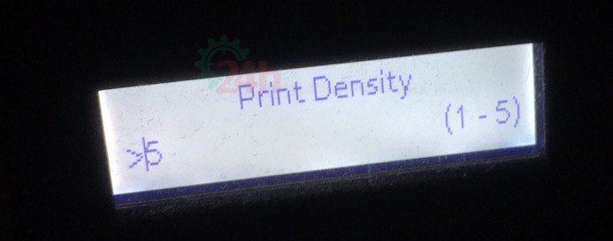 alt="Điều chỉnh Print Density trên máy in HP M402DN với các mức từ 1 đến 5"