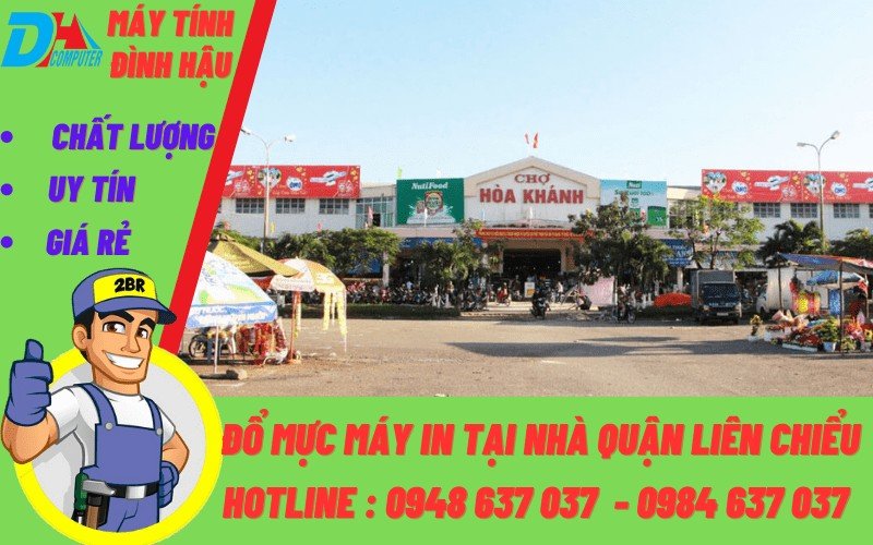Kỹ thuật viên đổ mực máy in tại nhà Liên Chiểu Đà Nẵng
