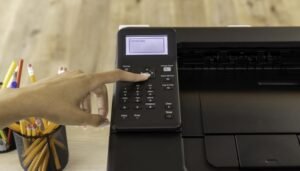 Thiết kế máy in hai mặt Canon LBP246dw nhỏ gọn, hiện đại, phù hợp văn phòng