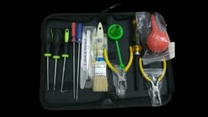 Chuẩn bị các công cụ cần thiết để thực hiện thay mực máy in HP tại nhà
