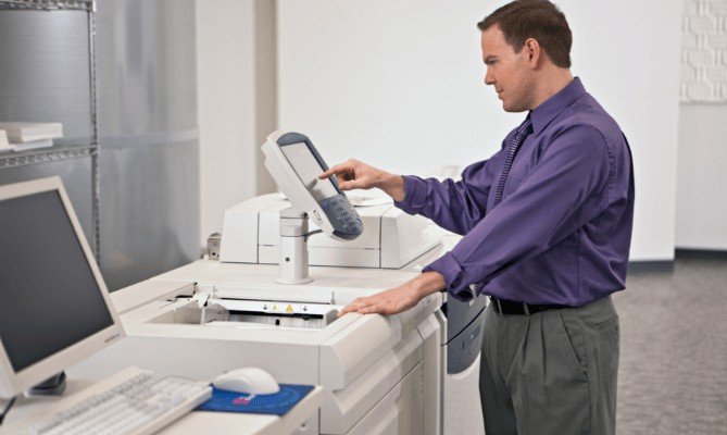 Hướng dẫn chi tiết các bước thực hiện lệnh in tài liệu từ máy tính ra máy in