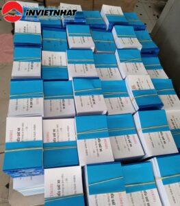 Chồng vé gửi xe máy được in ấn sắc nét, sẵn sàng cho việc quản lý bãi xe