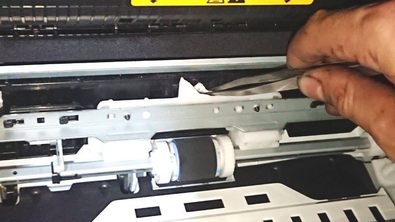 Các nguyên nhân phổ biến khiến máy in bị kẹt giấy