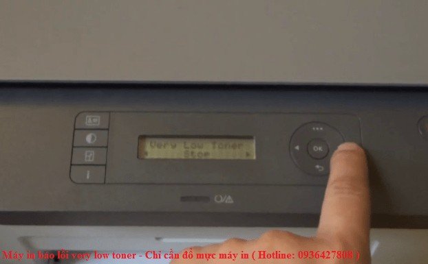 Máy in HP hiển thị lỗi Very Low Toner trên màn hình