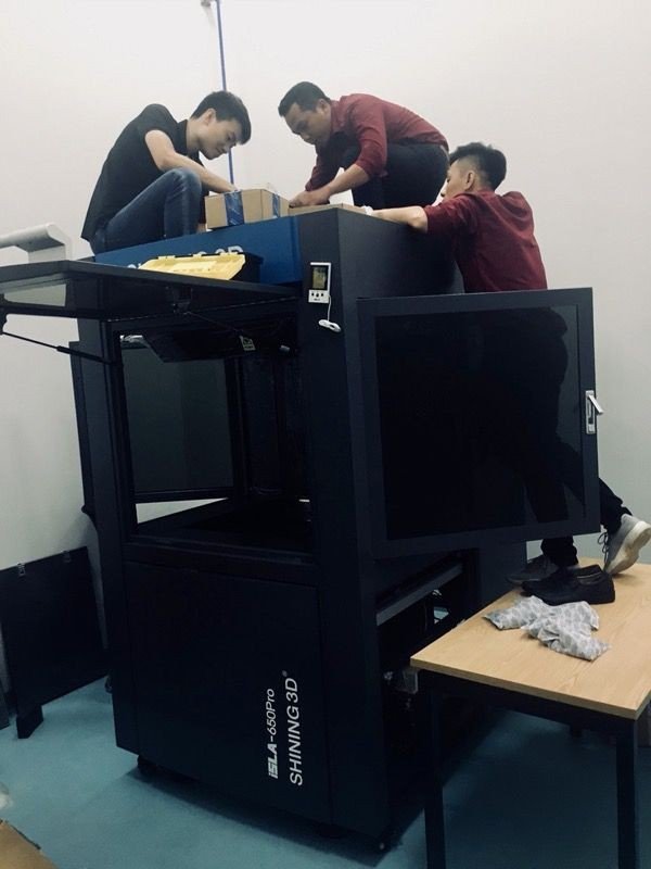 Lắp đặt máy in 3D công nghiệp khổ lớn cho quy trình sản xuất tại nhà máy
