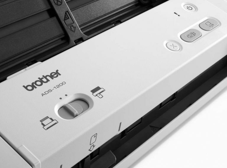 Liên hệ hỗ trợ kỹ thuật khi máy in Brother bị lỗi phần cứng