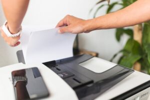 Khắc phục sự cố máy in Epson L310 báo lỗi kẹt giấy tại nhà