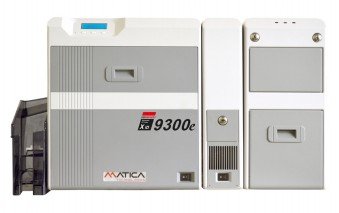 Máy in thẻ nhựa Matica chất lượng cao đang hoạt động