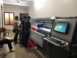 Lắp đặt máy in bạt Taimes T8Q tại xưởng in