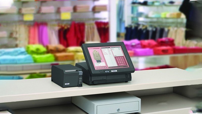 Máy in báo lỗi và không hoạt động khi kết nối với laptop