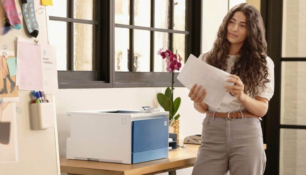 Bản in màu chất lượng cao từ máy in HP Color LaserJet Pro 4203dw