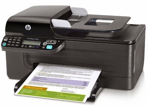 Kỹ thuật viên đang kiểm tra sửa chữa máy in HP LaserJet 1150 tại Hà Nội