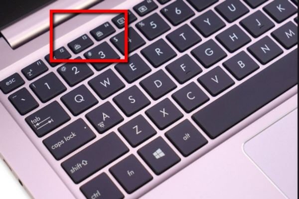 Phím chức năng Fn + F4 bật bàn phím máy tính phát sáng laptop Asus