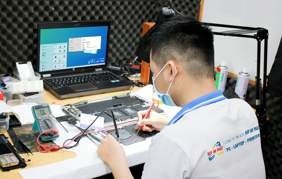 Kỹ thuật viên chuyên nghiệp tại maytinhgiaphat.vn