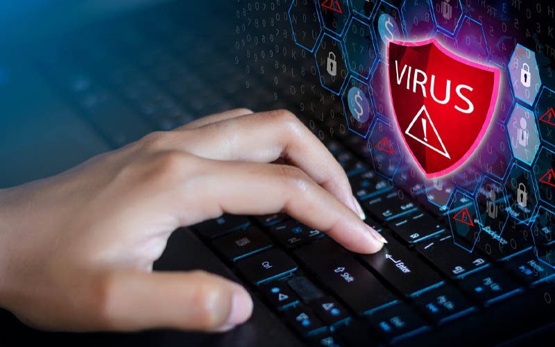 Giao diện phần mềm diệt virus đang quét và cập nhật trên máy tính