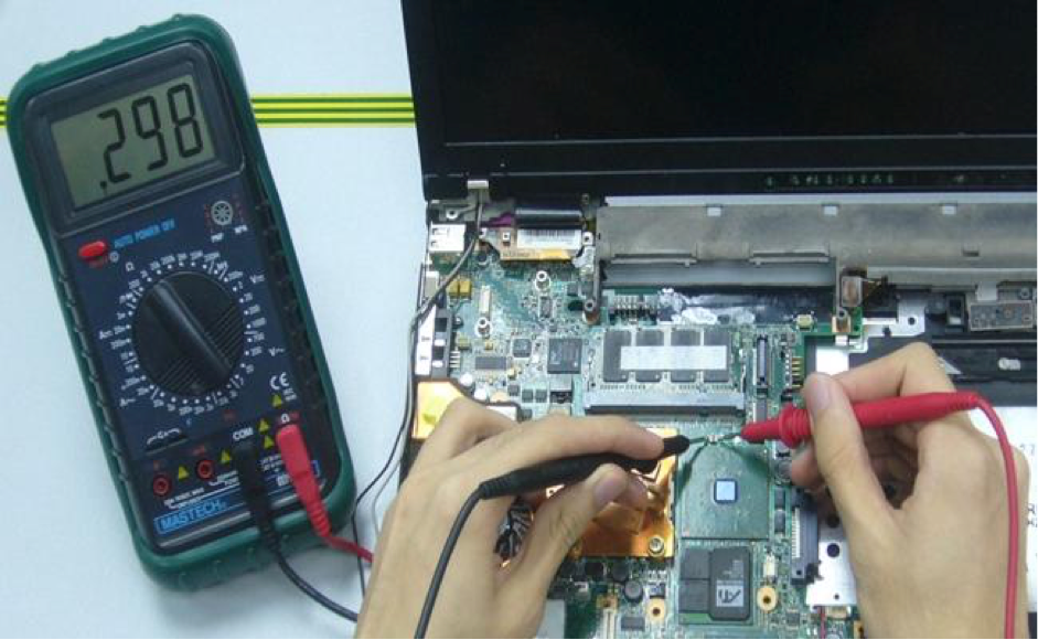 laptop không lên màn hình