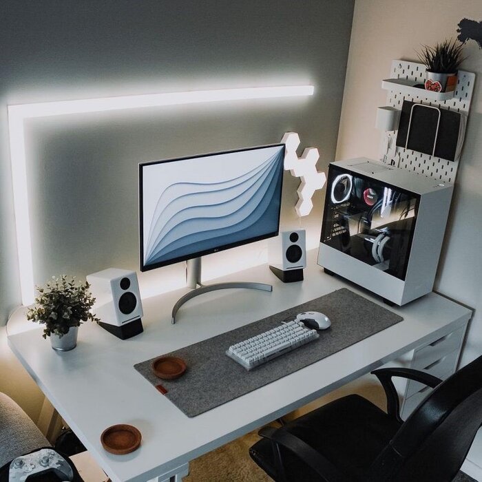 Màn hình máy tính 27 inch hiển thị đa nhiệm