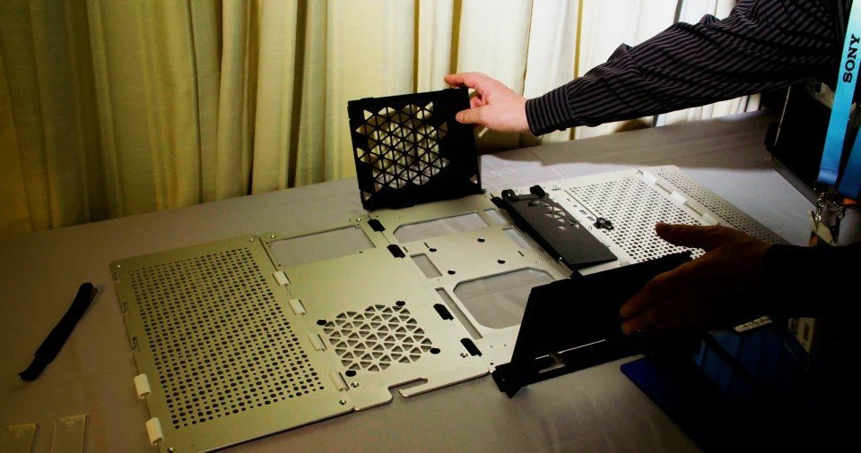 Khả năng gập gọn của In Win POC One