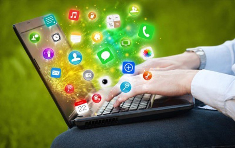 Giao diện màn hình hiển thị các ứng dụng phần mềm máy tính đang hoạt động