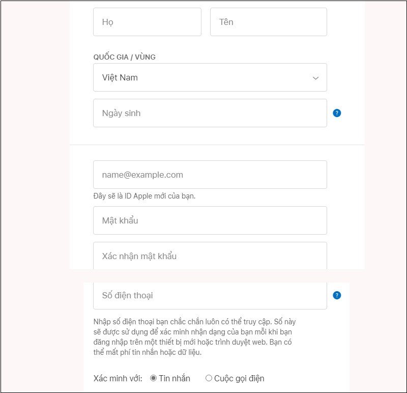 Điền thông tin cá nhân tạo tài khoản iCloud trên máy tính
