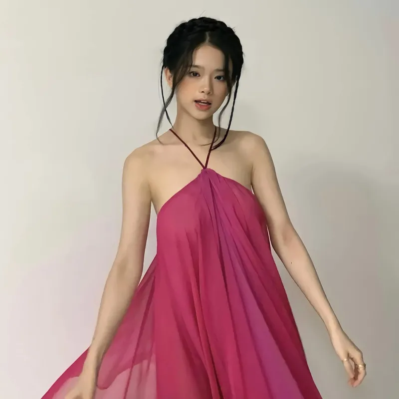 Ảnh nền máy tính gái xinh 4K tươi trẻ với gam màu sáng