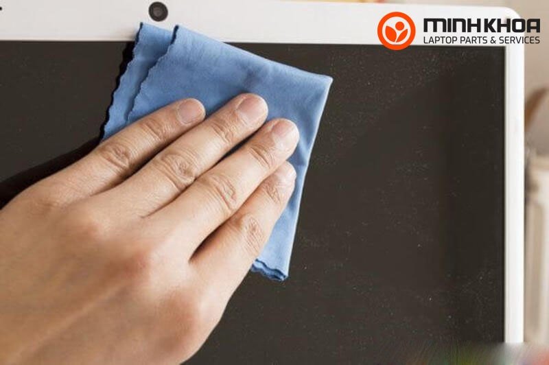Lợi ích của việc vệ sinh màn hình máy tính thường xuyên, ngăn ngừa tình trạng bị mốc