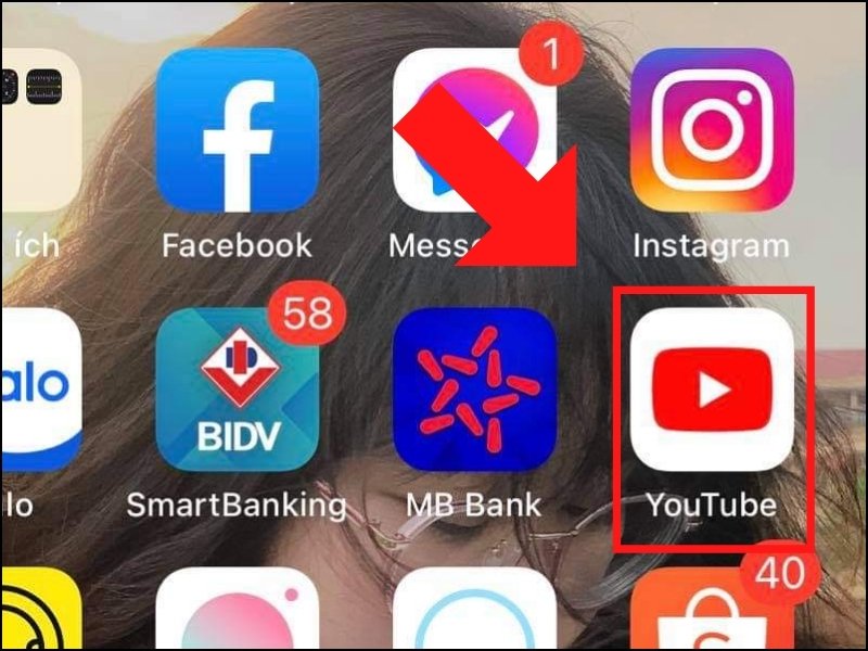 Giao diện ứng dụng YouTube trên iPhone