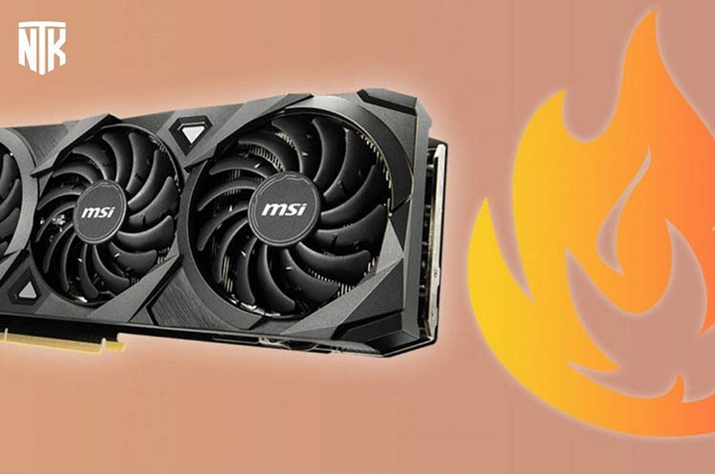 Card đồ họa máy tính bàn hiện đại, chip GPU và quạt tản nhiệt