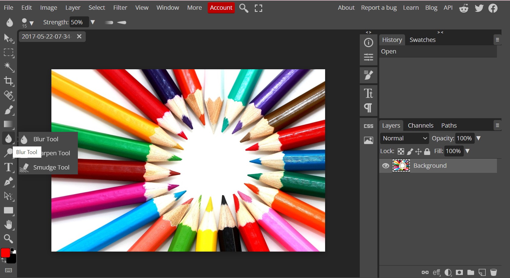 Điều chỉnh công cụ Blur trong Photopea để làm mờ ảnh online trên máy tính
