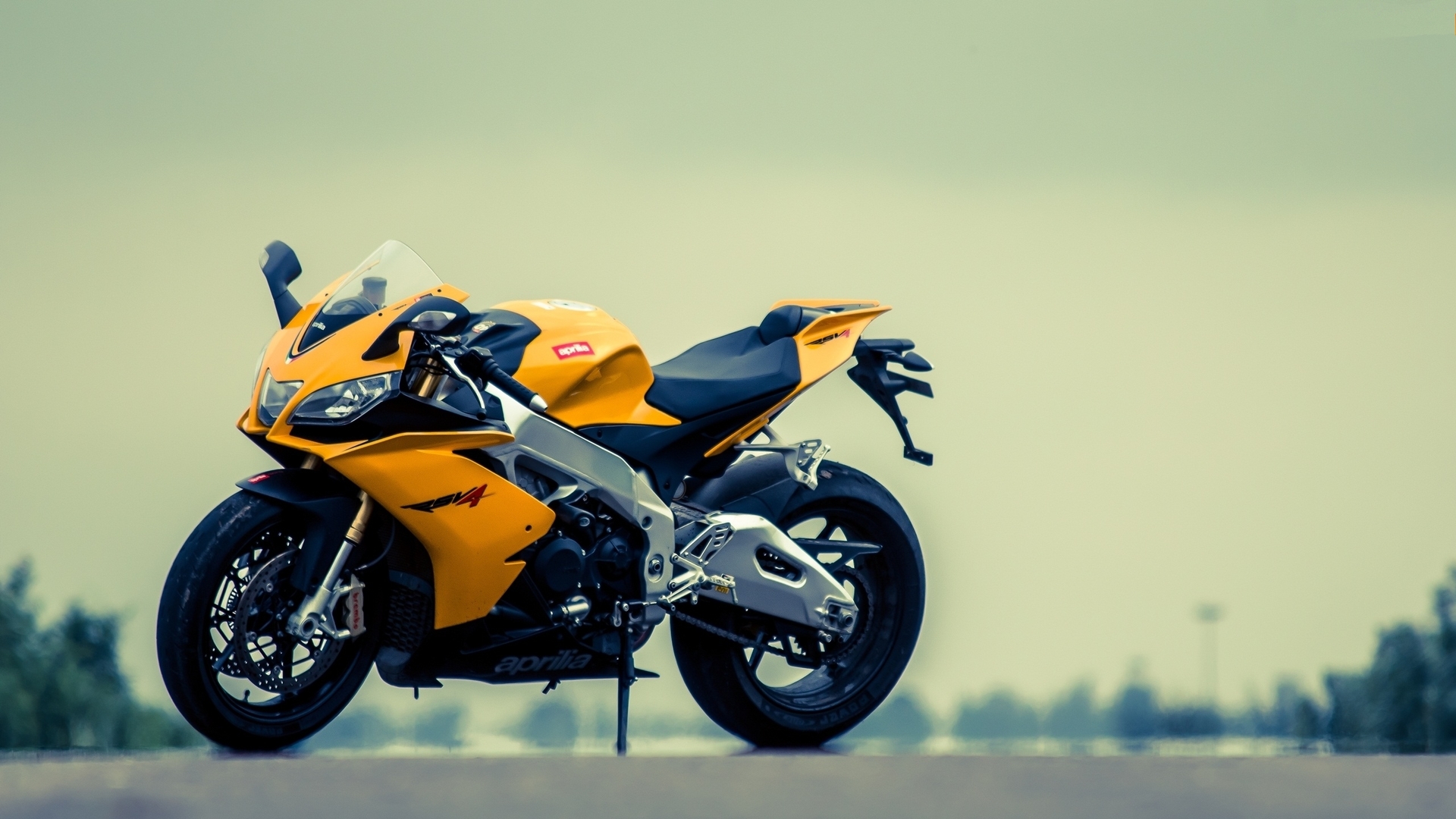 Hình nền máy tính xe moto Full HD sắc nét