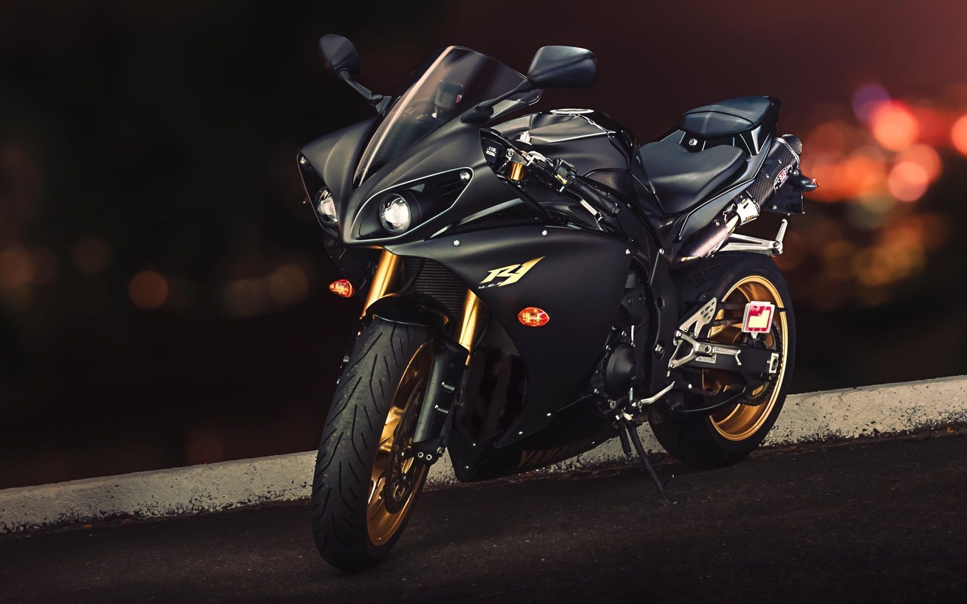 Hình nền máy tính moto chuyên nghiệp