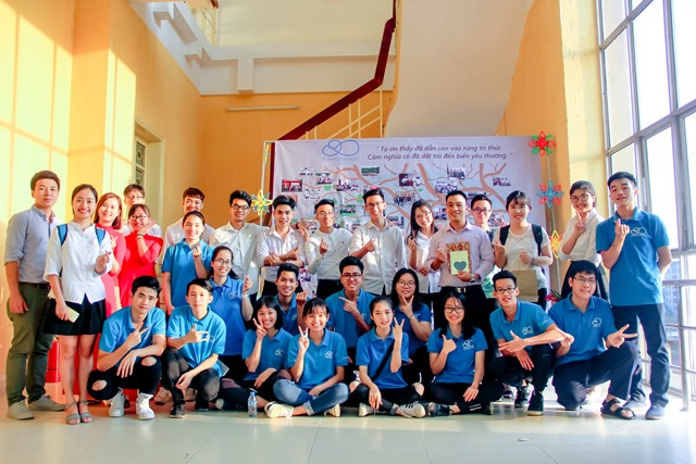 Sinh viên HUS tham gia hoạt động ngoại khóa nâng cao kỹ năng cho ngành Máy tính và Khoa học thông tin