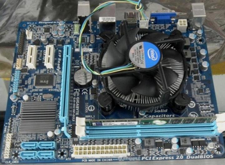 Kiểm tra Mainboard khi mua case máy tính cũ