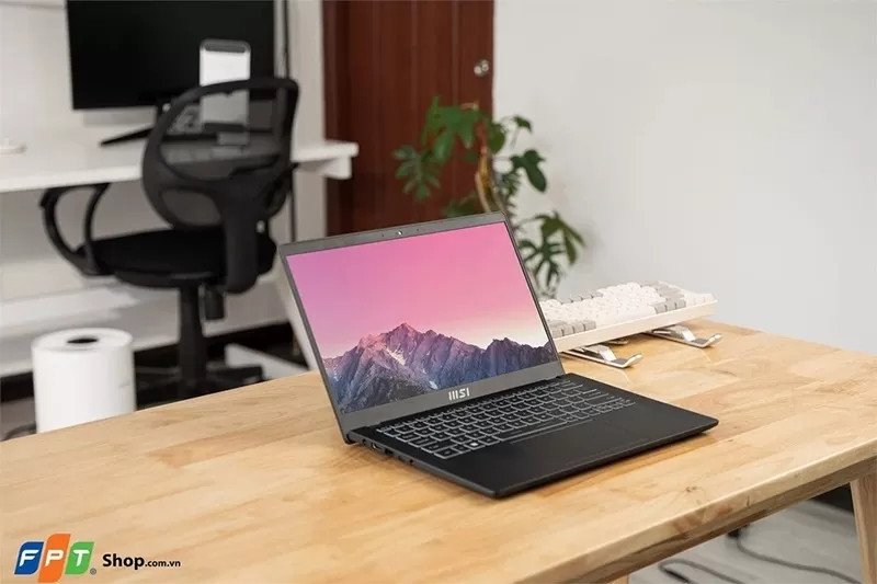 Laptop MSI gaming với hiệu năng mạnh mẽ