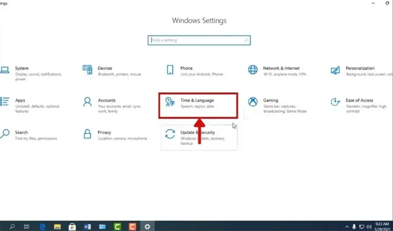 Mở Settings trên Windows 10 để sửa lỗi đồng hồ