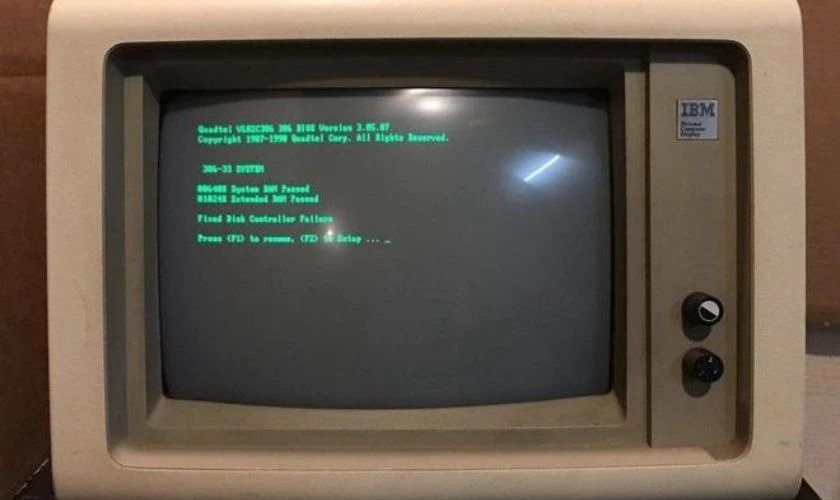Màn hình của máy tính cá nhân đầu tiên